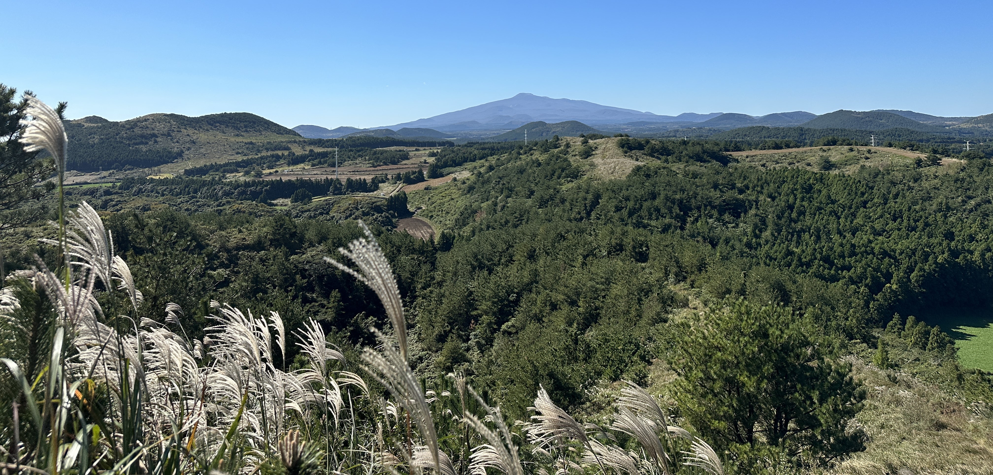 동검은이오름/동거문오름 정상