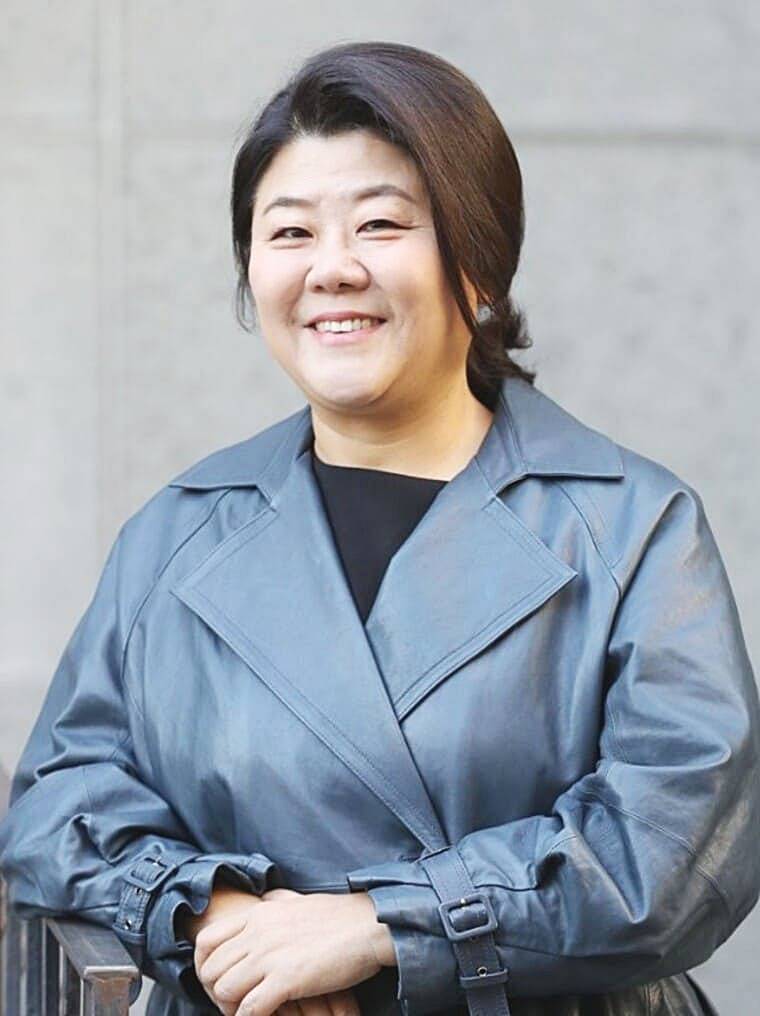 배우-이정은