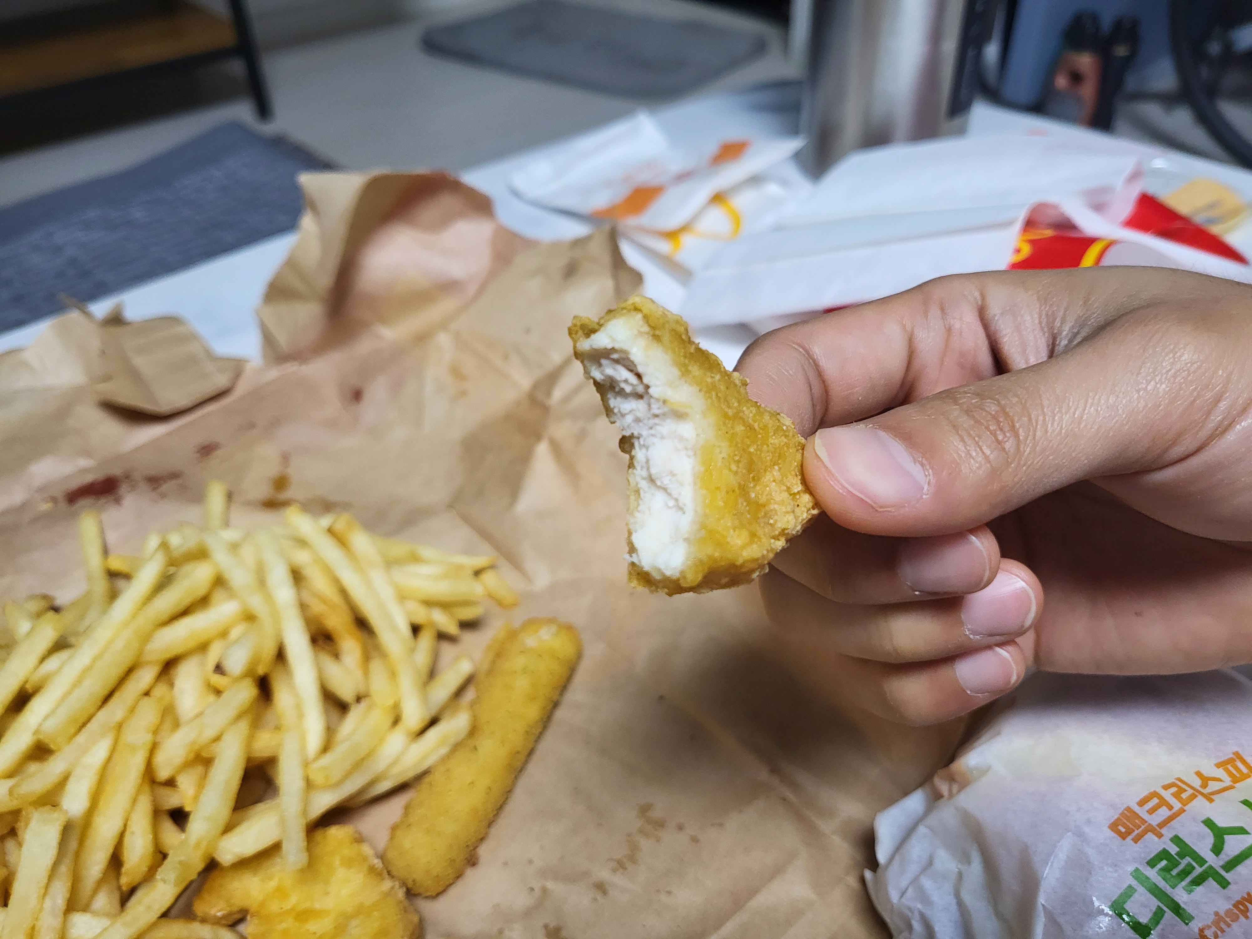 맥도날드 동수원GSDT점 행운골드버거외 후기-13