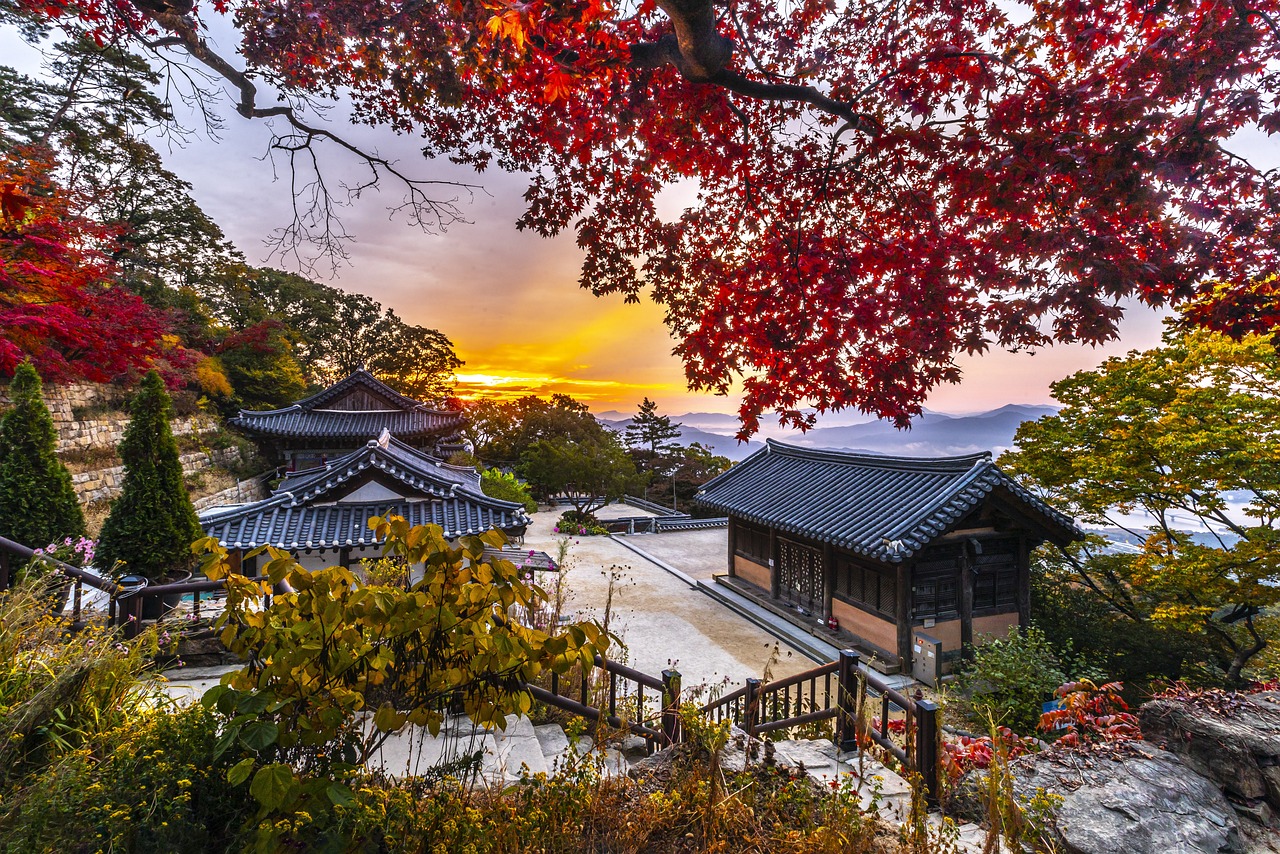 옥씨부인전의 배경인 한국 전통 가옥의 사진