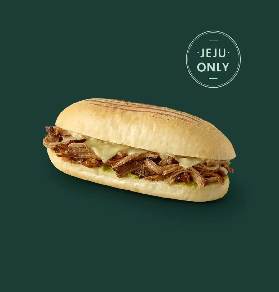 제주도-스타버스-한정-메뉴-제주-돼지-풀드포크-샌드위치