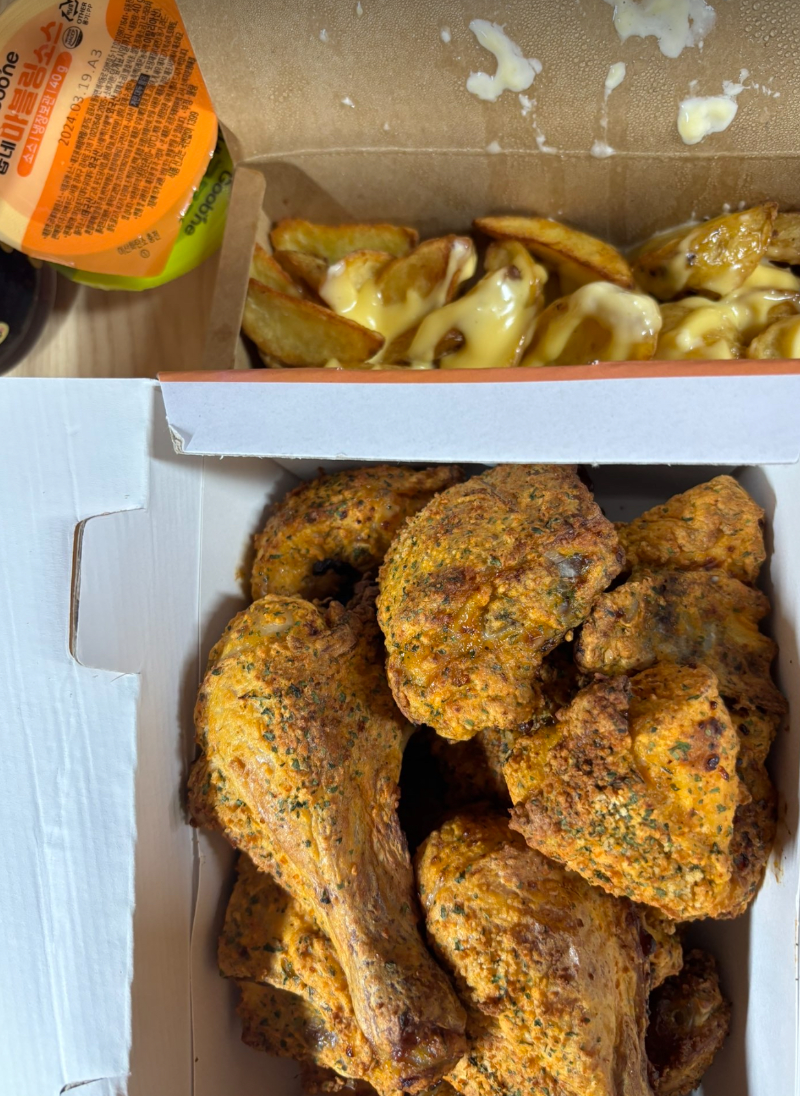 굽네치킨 고추바사삭 사진1