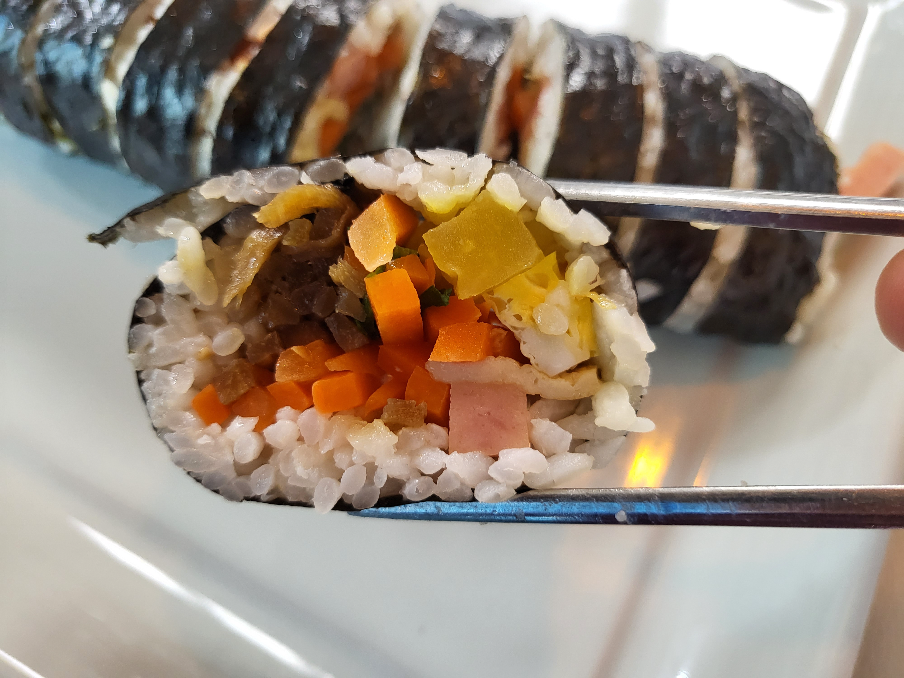 진김밥 - 김밥 클로즈업