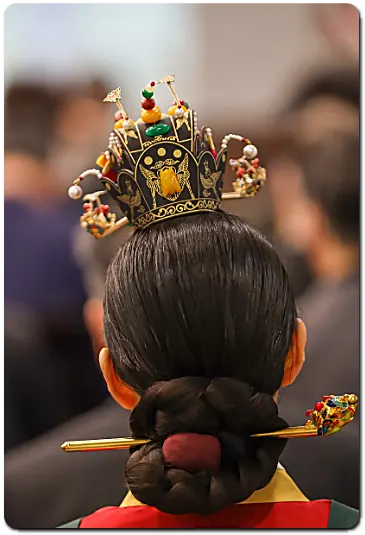 중전마마 뒷모습