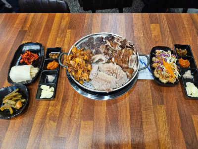 족발과보쌈 그리고 야채들
