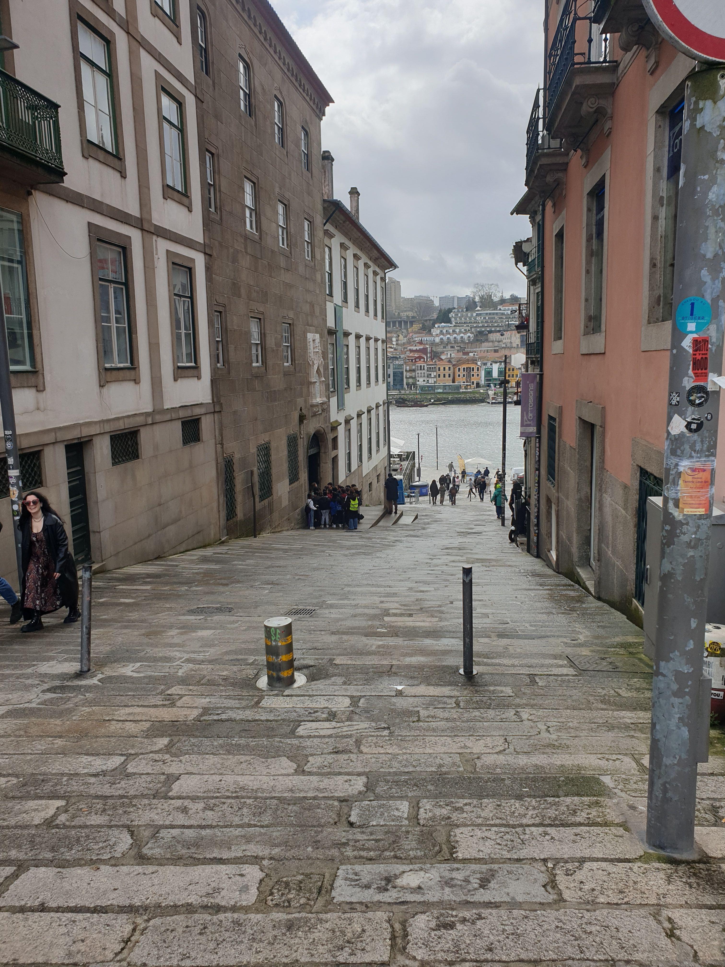 포루투 길거리 모습