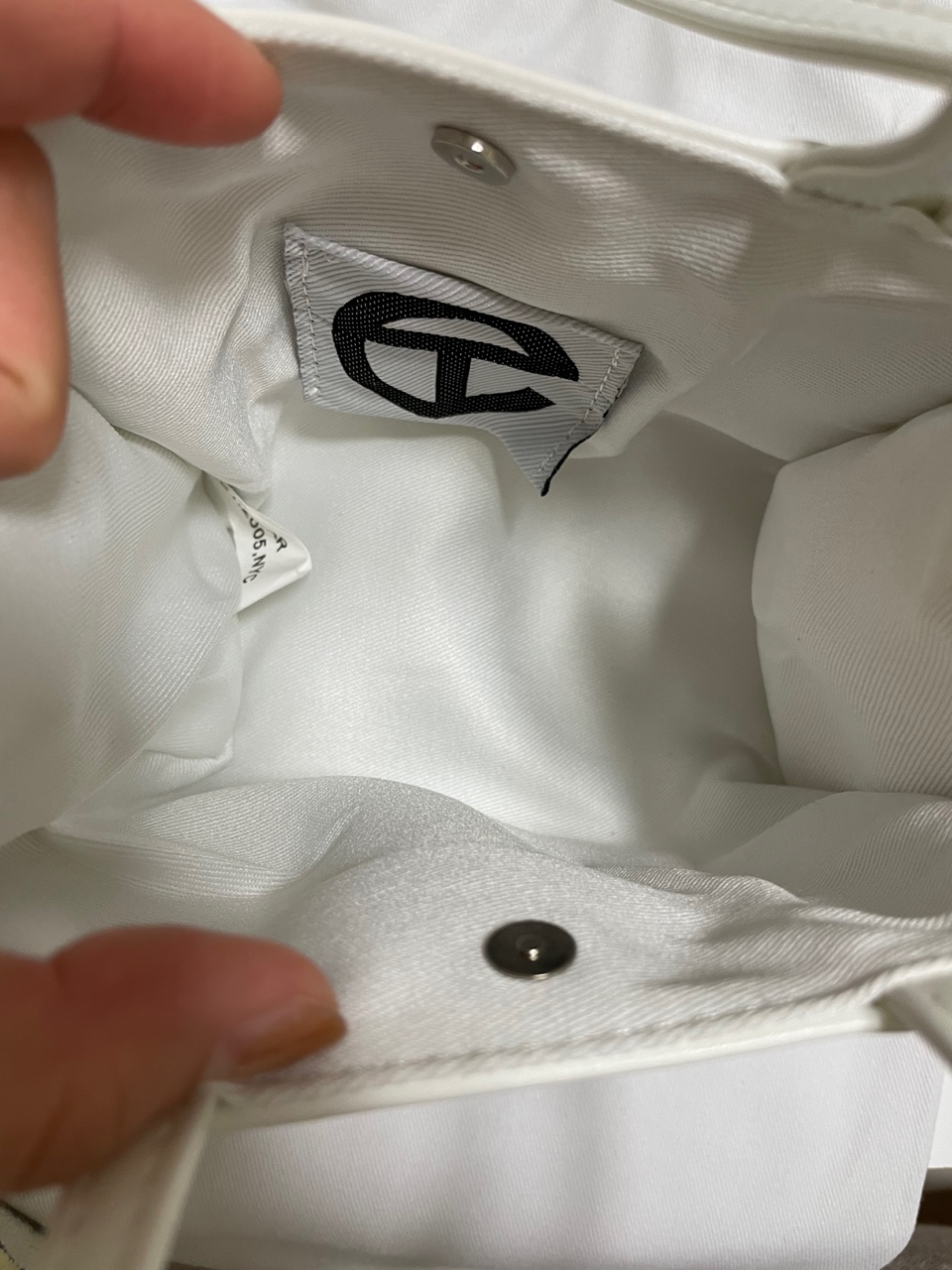 텔파가방 스몰 신형 화이트 후기 - undefined - 모든 영역 텔파가방 스몰 신형 화이트 후기 - undefined - 모든 영역