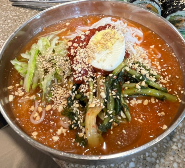 연신내 비빔국수