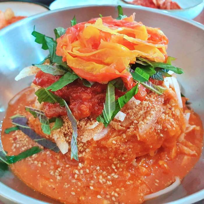 가오리회 비빔국수 멸치 육수 잔치국수 물국수 단호박 비빔국수 양산 호포 맛집 추천 생방송투데이 고수뎐