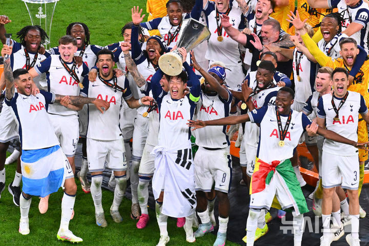 토트넘 첫 유로파 우승