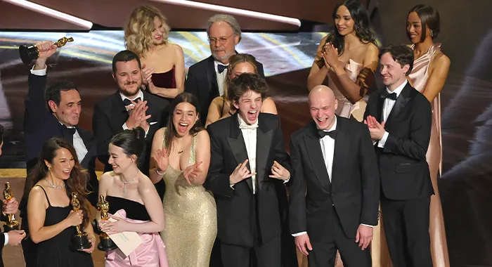 2025 아카데미 시상식 – ‘아노라’의 대반전과 션 베이커 감독의 역사적인 순간