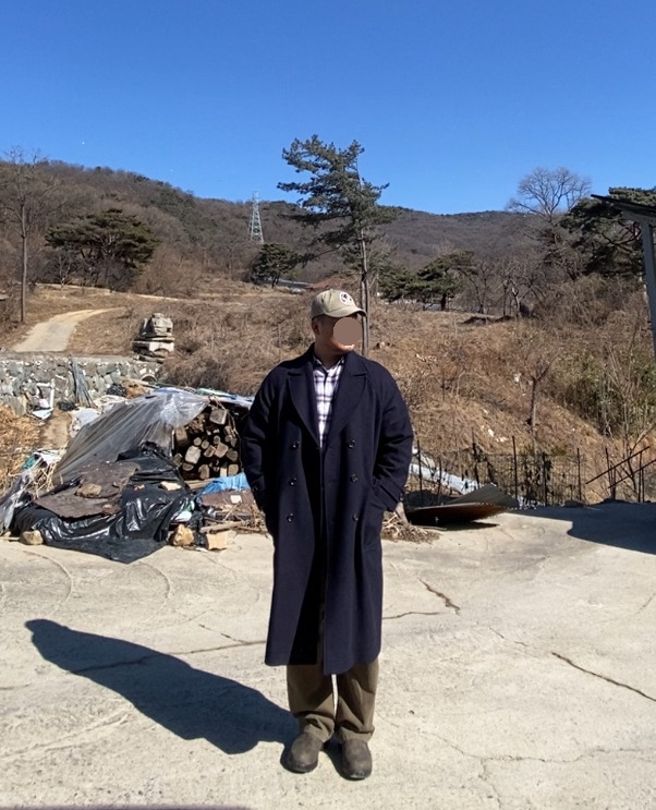 데일리룩('26.2.17.)폴로랄프로렌 더블알엘 가먼트 다잉트윌 볼캡, 블랙모먼트 시티보이 오버핏 체크셔츠, 그레이휴 더블브레스티드 롱코트, 프리즘웍스 카고팬츠, 블런드스톤 585