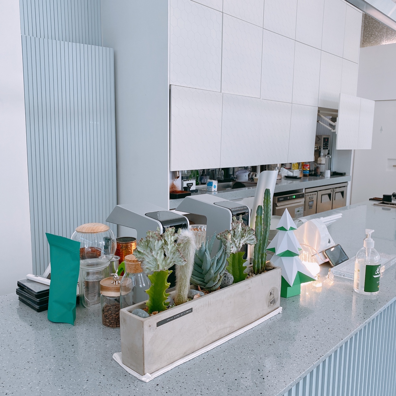 동탄 장지천 아이킨예 카페