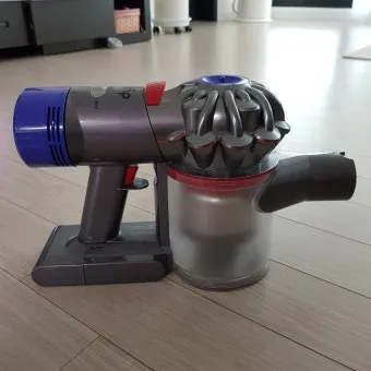 다이슨 배터리 빨간불 문제 발생 시 대처법 및 수리 팁_20