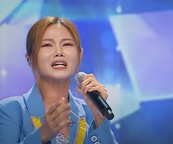 배아현 왜 돌아보오 노래 듣기 노래가사