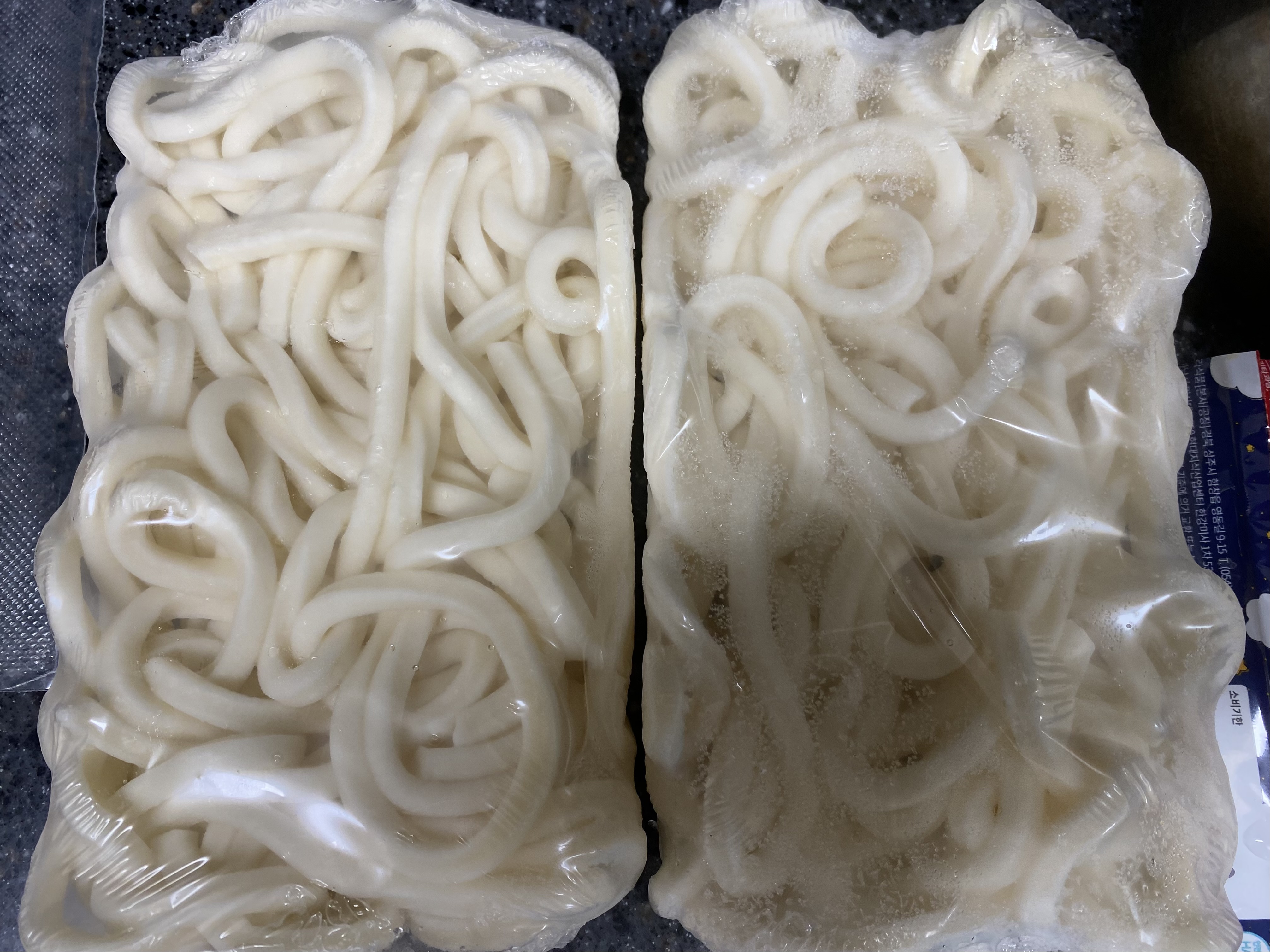 사누끼 우동면 포장되어있는 모습