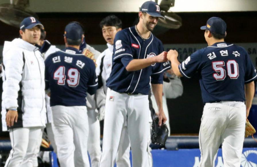 니퍼트 김현수 민병헌