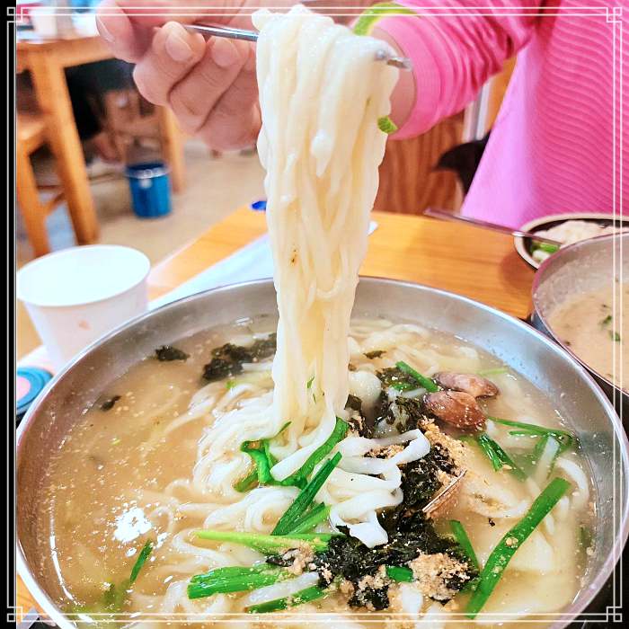 경북 청송 맛집 주왕산의 살아있는 전설, 94세 어머니 손국수