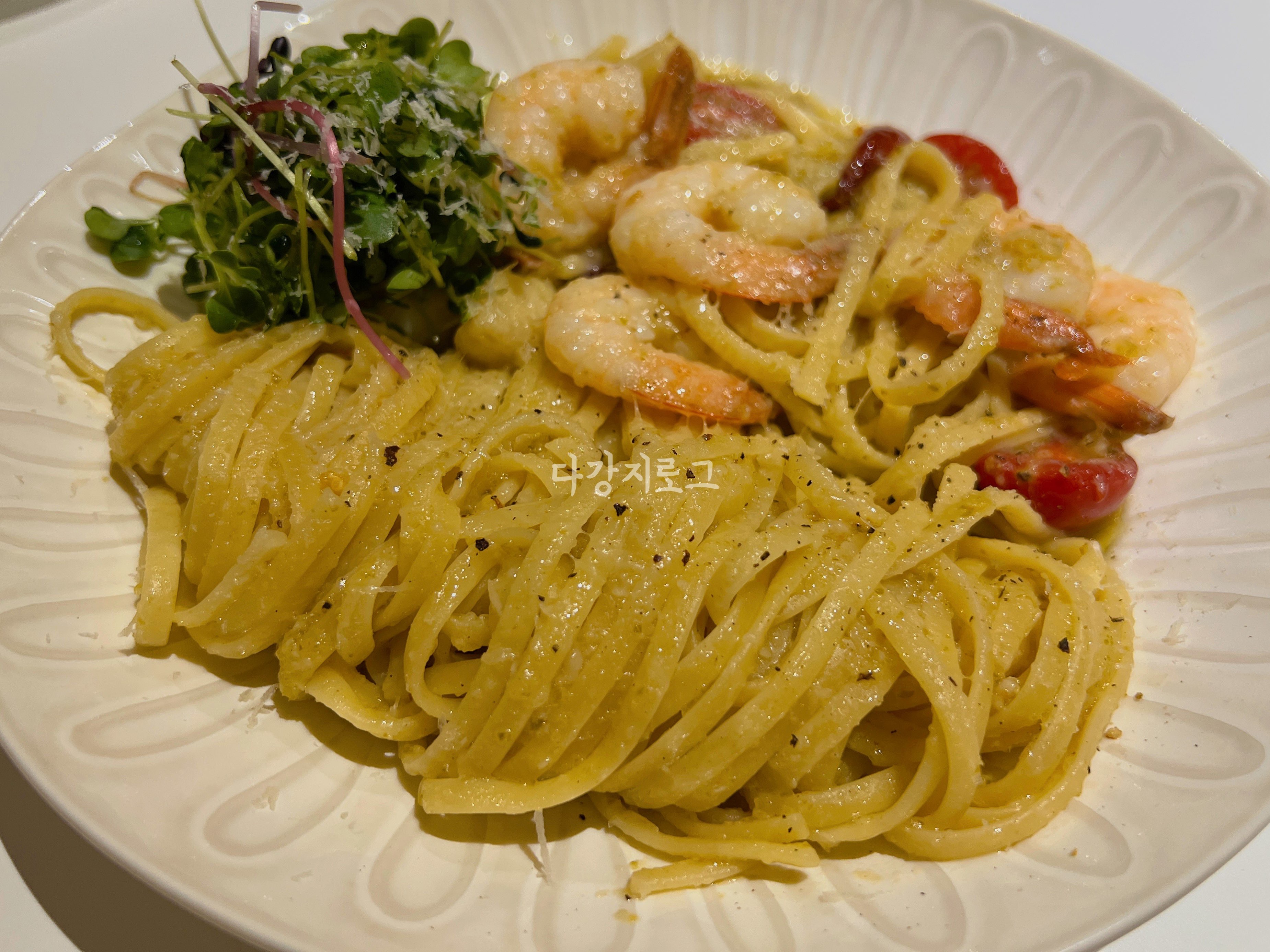 첨단 핫플 신상맛집 오믈렛 가츠산도 목하식당