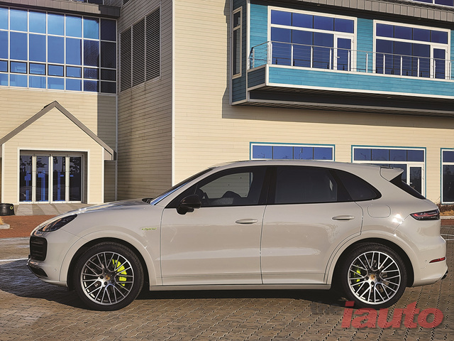 포르쉐 카이엔 E-하이브리드