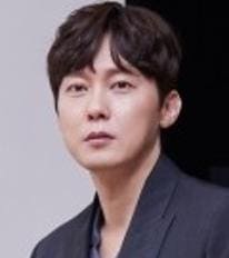박병은 / 강윤겸 역