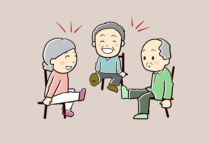 관절-운동을-하는-노인들