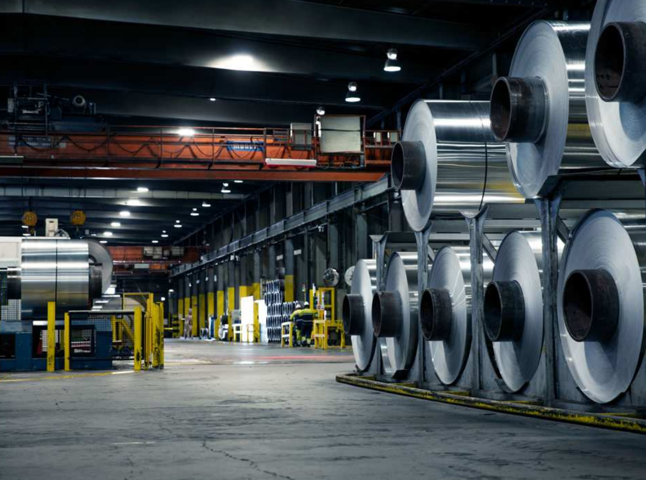 The $2.7 Billion Aluminum Gambit: Diversification into New Markets 섹션 이미지