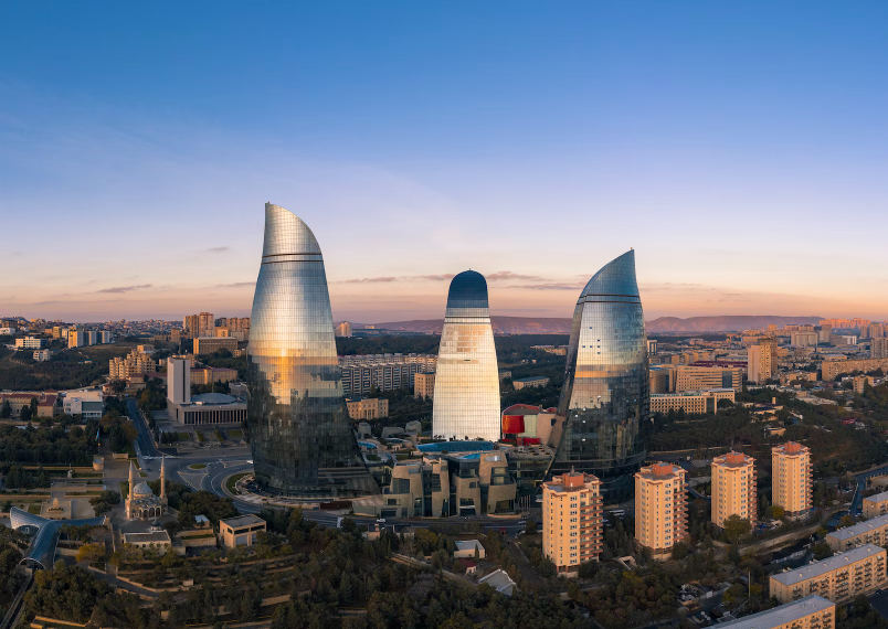 바쿠 : 불꽃 타워, 구시가지, 헤이다르 알리예프 센터