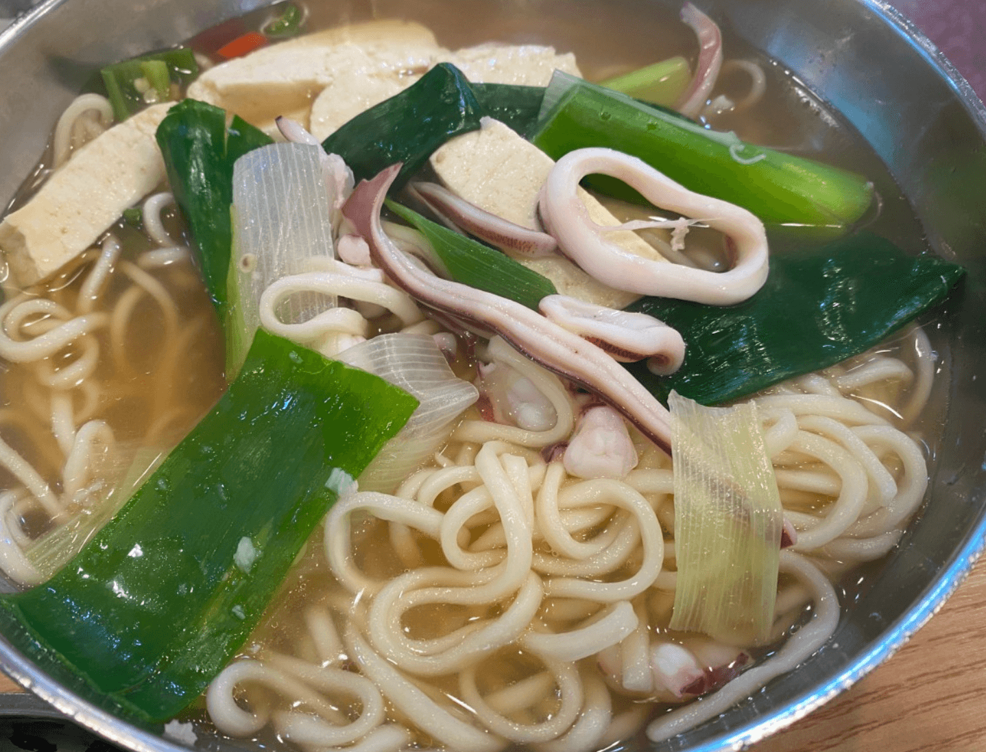 대전-오징어국수-하얀-맛