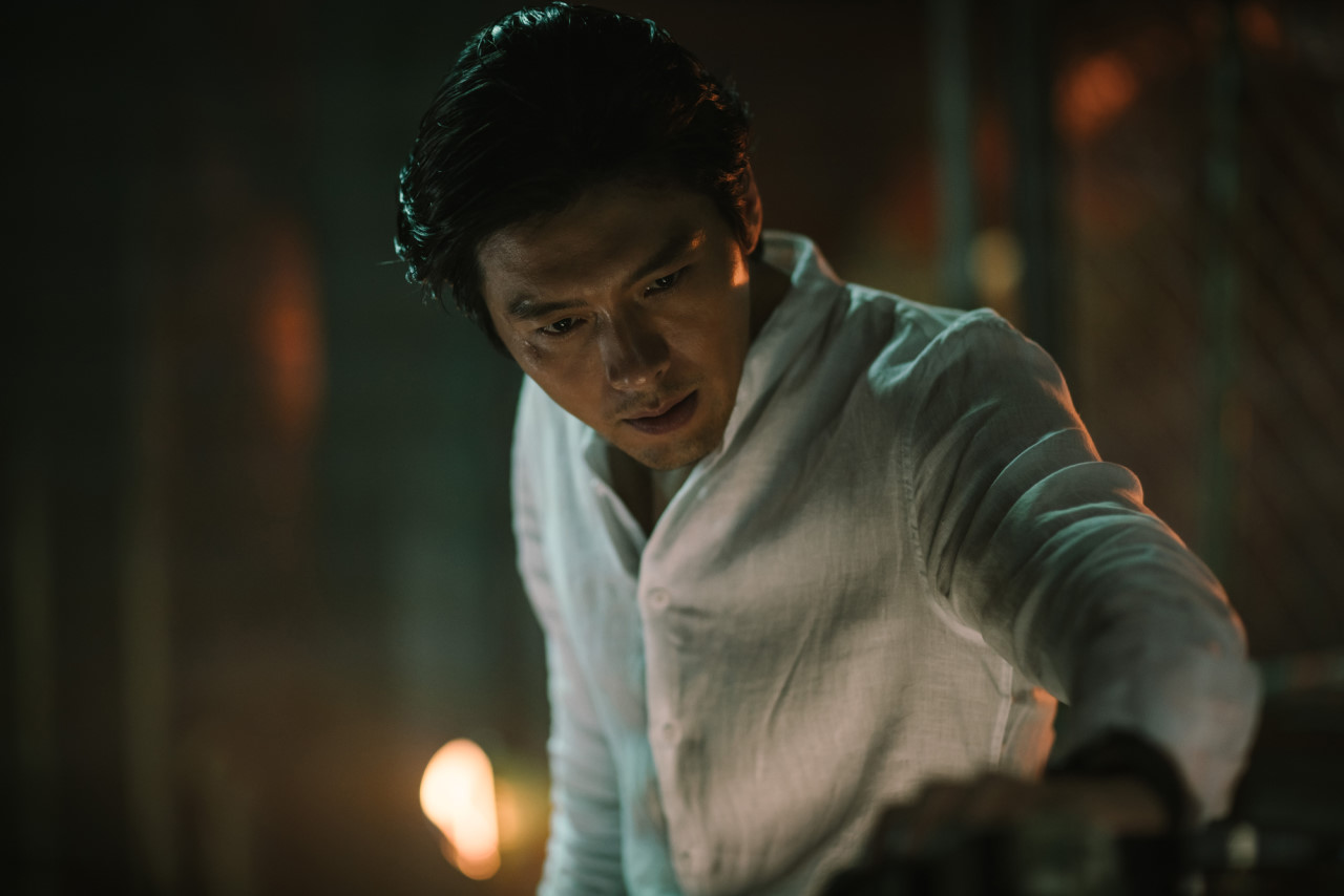 영화 협상 현빈