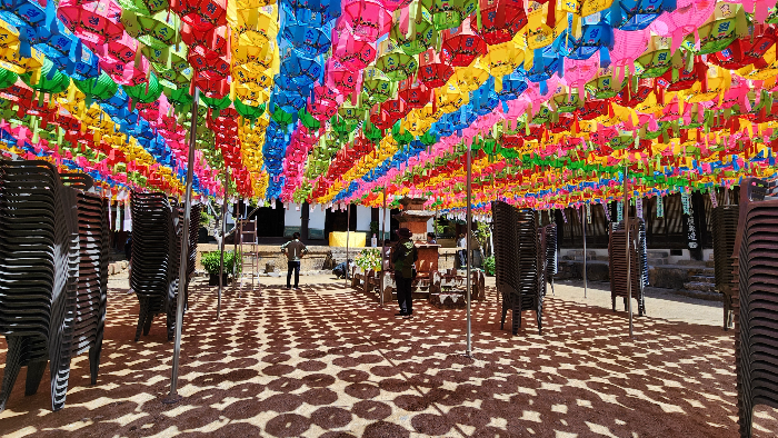 천축산 불영사 부처님오신날 준비