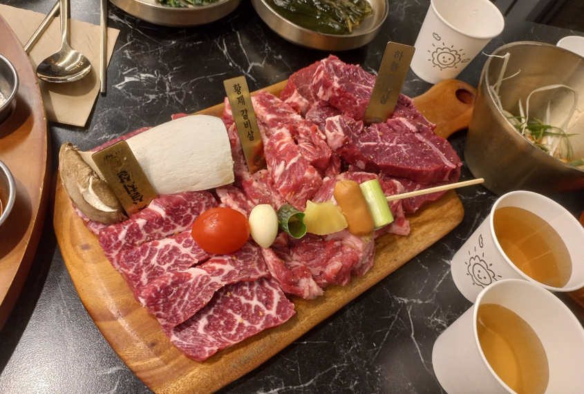 압구정화로구이 하늘도시점