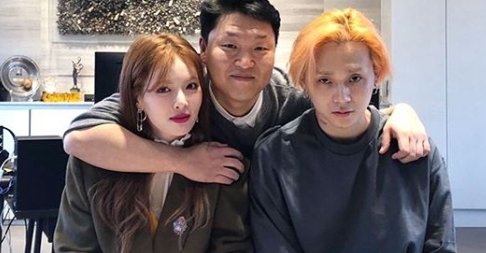 던 현아