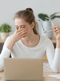 눈이 침침하고 피곤한 증상