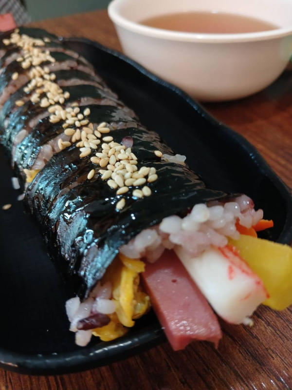 역전분식 김밥한줄