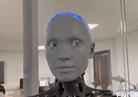 섬뜩하게 살아있는 표정의 휴머노이드 로봇 '아메카' VIDEO: World's most advanced robot says it will never find love