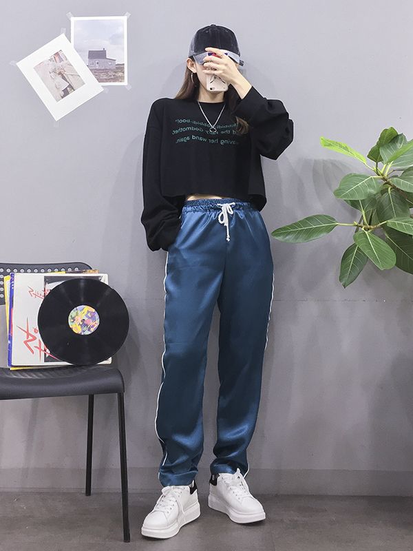 여성스러우면서도 귀여운 여자패션