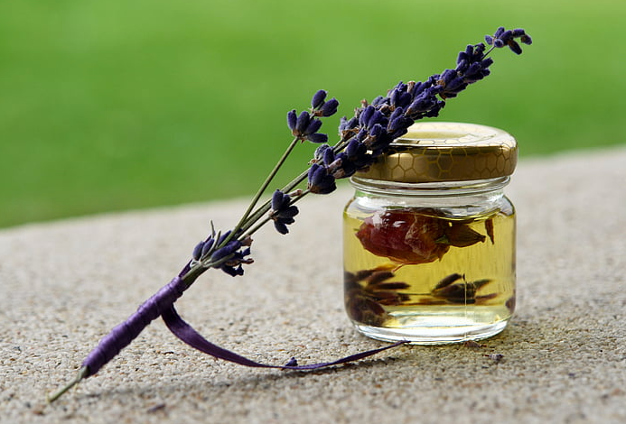 독감예방과 치료에 도움이 되는 에센셜 오일의 종류와 활용법