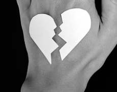 가슴 통증 원인, 심장질환과 근육통 구분, 대처 방법 총 정리 (2025 ver.)