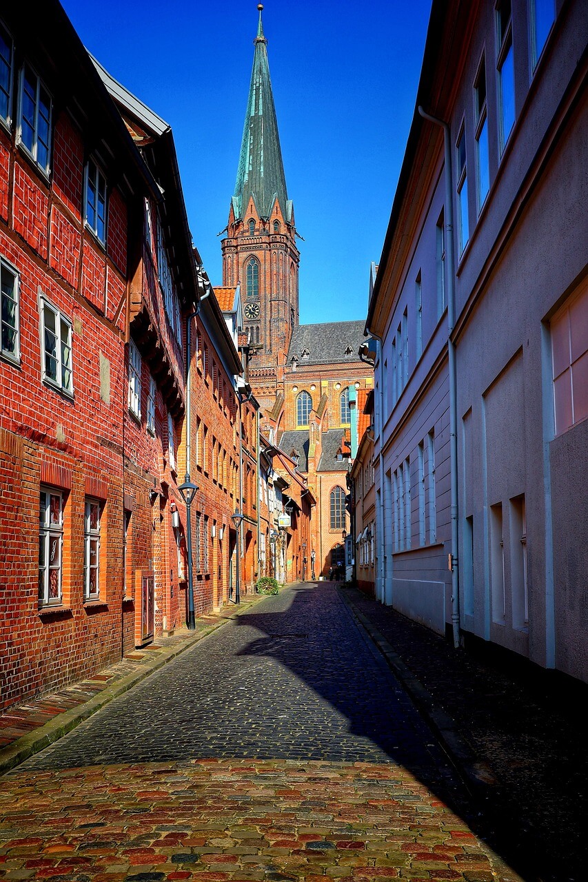 도시 속 조용한 산책코스 도시 속 조용한 산책길을 고르는 구조적 기준 정리