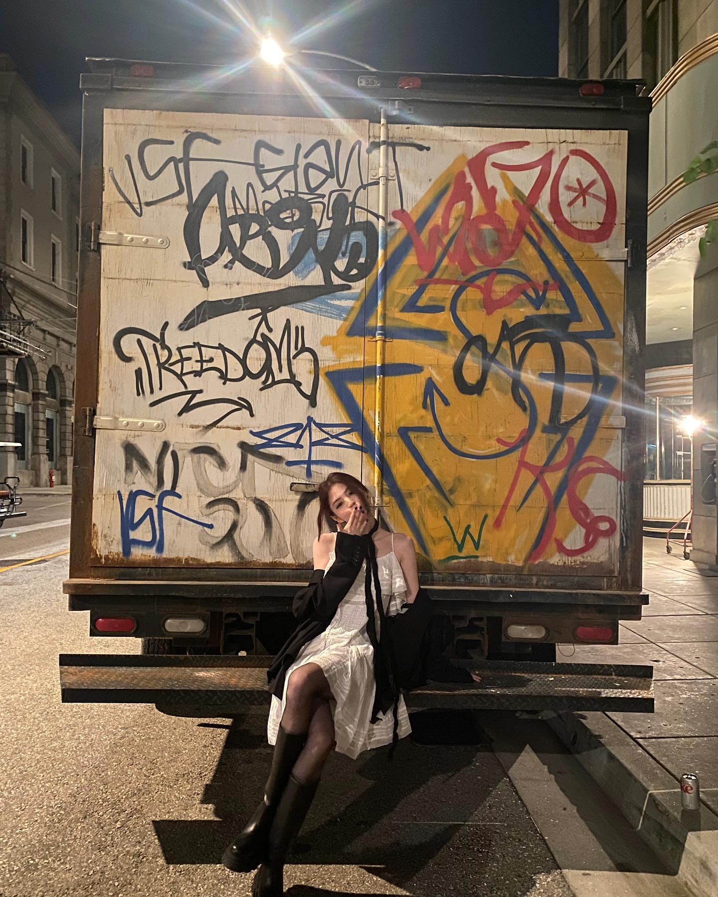 'Seven' 뮤비 여자주인공 - 배우 한소희