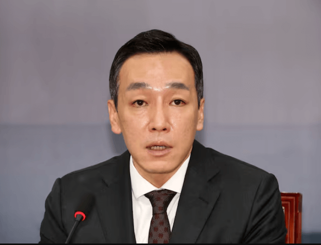 김민수