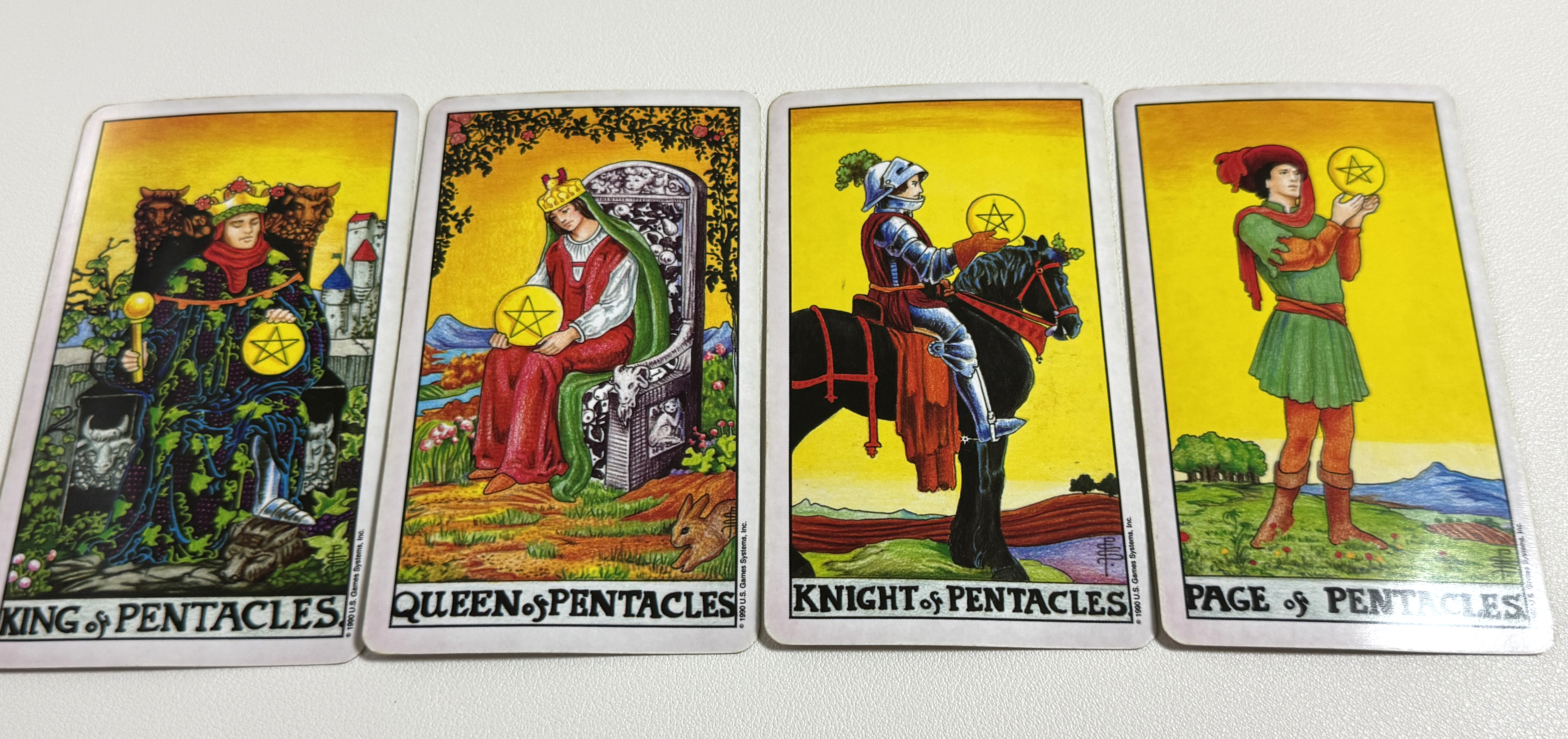 펜타클 시종, 펜타클 나이트, 펜타클 퀸, 펜타클 킹