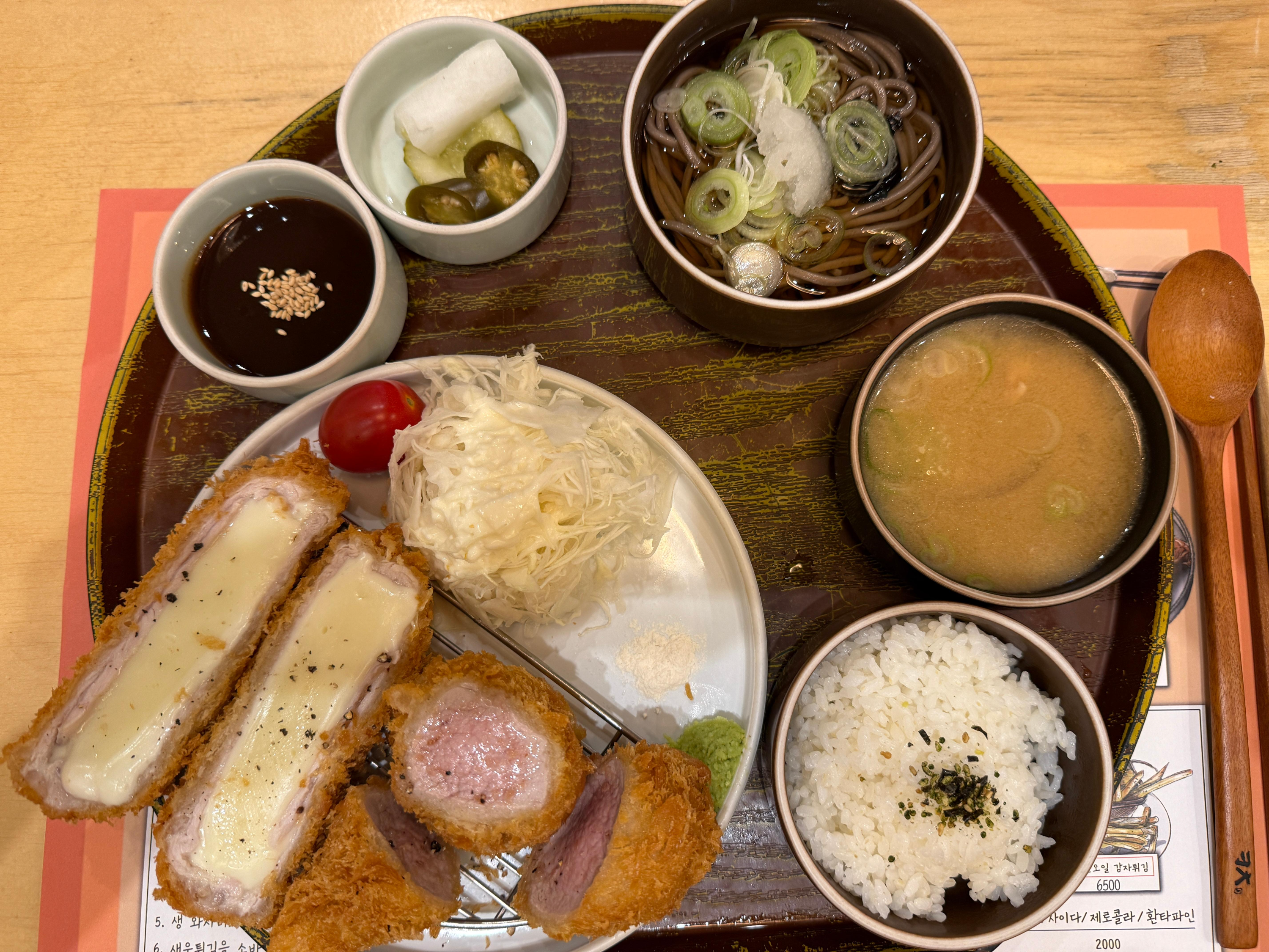 돈카츠 키읔치읓 모밀