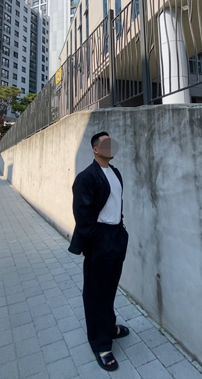 데일리룩('26. 6. 29.)지유 X 엔지니어드 가먼츠 지유엔가 코드레인 재킷 팬츠 셋업, 무신사스탠다드 쿨탠다드 티셔츠, MMGL 엠엠지엘 가죽샌들, 마크-4 덤벨 피어싱 실버