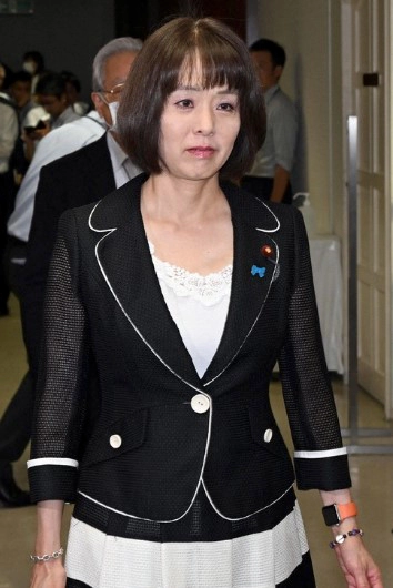 스기타 미오 의원 프로필 나이 경력