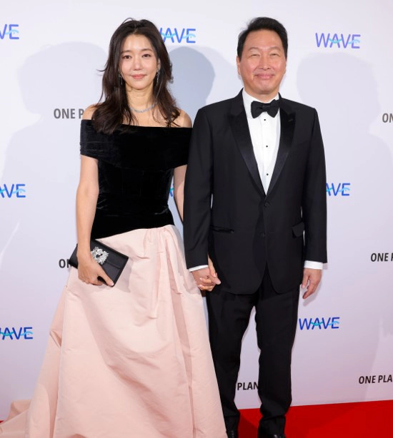 최태영 회장과 김희영 이사장