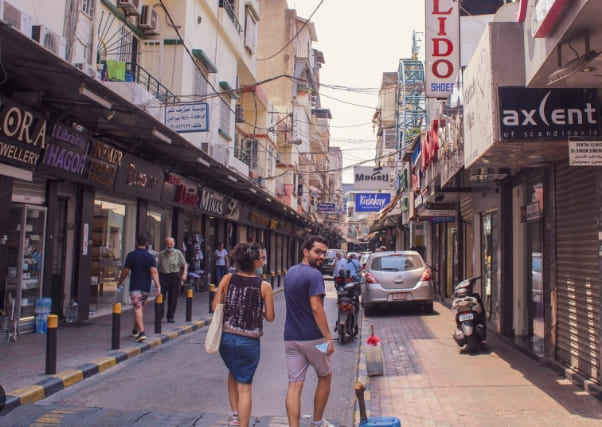 세계 여행자가 추천하는 은밀한 세계 최고 쇼핑 명소 VIDEO: The world's top secret fashion shopping spots