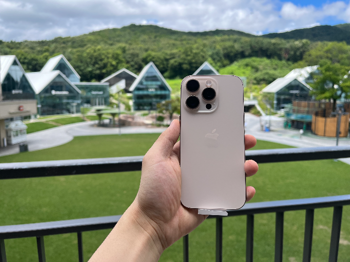 아이폰 16프로 데저트 티타늄