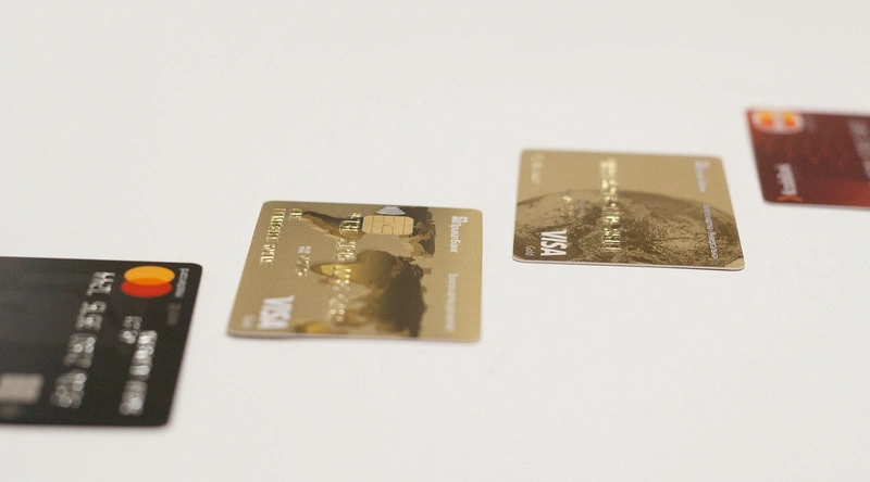 큰 돈 줍는 꿈해몽 - 재물의 상징과 의미